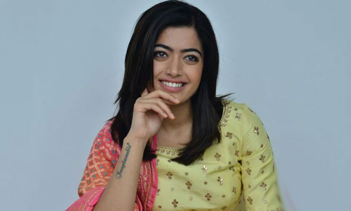 rashmika mandanna,geetha govindham,without exposing  ఎక్స్‌పోజ్ చేయకుండానే హిట్టు కొట్టింది 