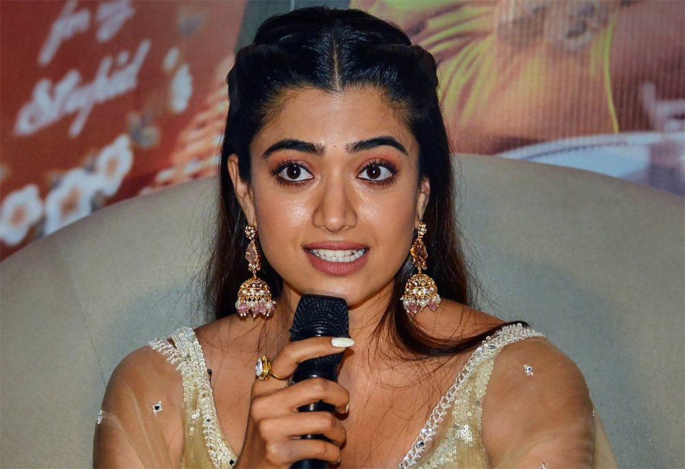 rashmika mandanna,heroine,mission majnu,vaarasudu,tollywood,kannada heroine,rashmika  రష్మిక మందన్నా.. ఆ మిషన్ ఆపేస్తే బెటర్!