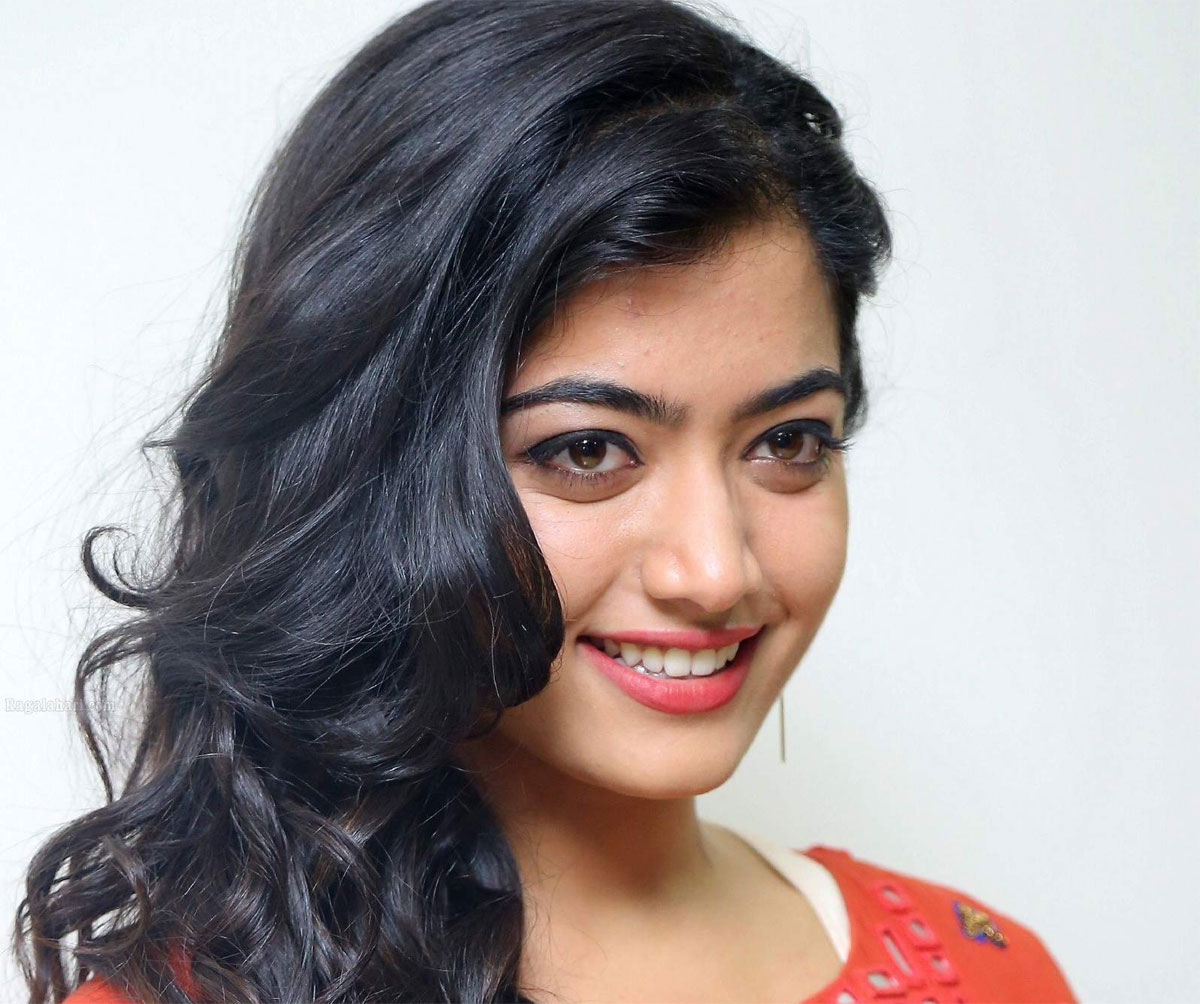 rashmika mandanna,cine journey,dream,heroine rashmika mandanna,telugu movie entry  రష్మిక సినీ జర్నీ.. ఓ కలలా ఉందంట!