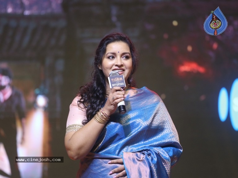 renu desai  రెండో పెళ్లి చేసుకుంటా: పవన్ మాజీ భార్య రేణు 