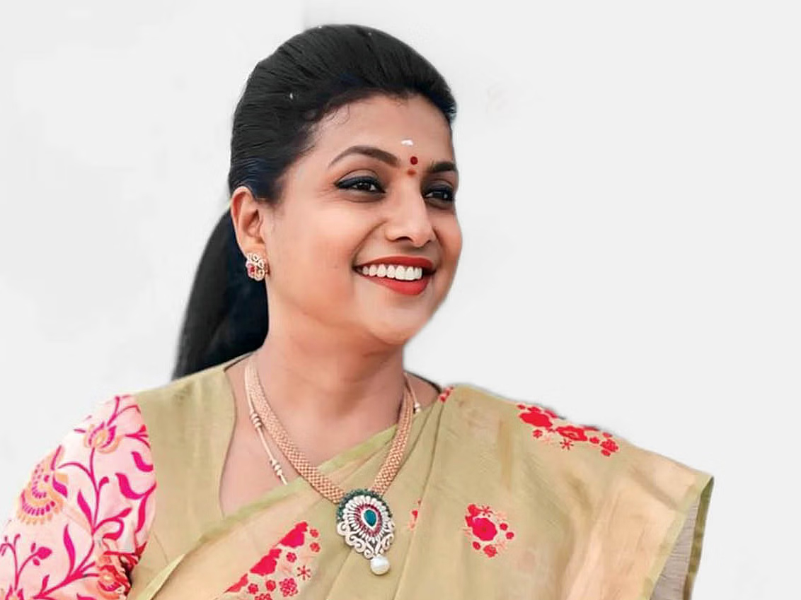 roja  రోజా గట్టి ప్రయత్నమే చేస్తుంది!!