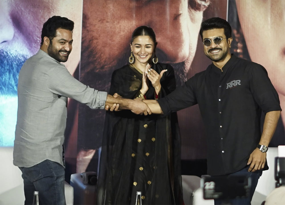 rrr,rrr bangalore press meet,ntr,ram charan,alia bhatt,rajamouli,danayya  ఆర్.ఆర్.ఆర్ బెంగుళూర్ ప్రెస్ మీట్ హైలైట్స్ 