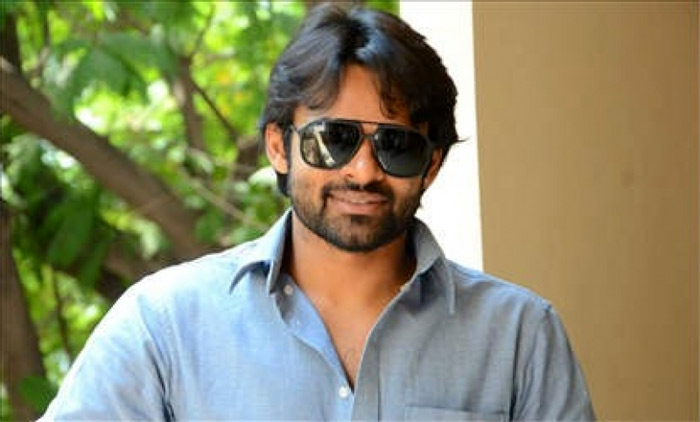 pawan kalyan,sai dharam tej,director karunakaran  పవన్ దర్శకుడినే ఓకే చేసిన మేనల్లుడు..! 