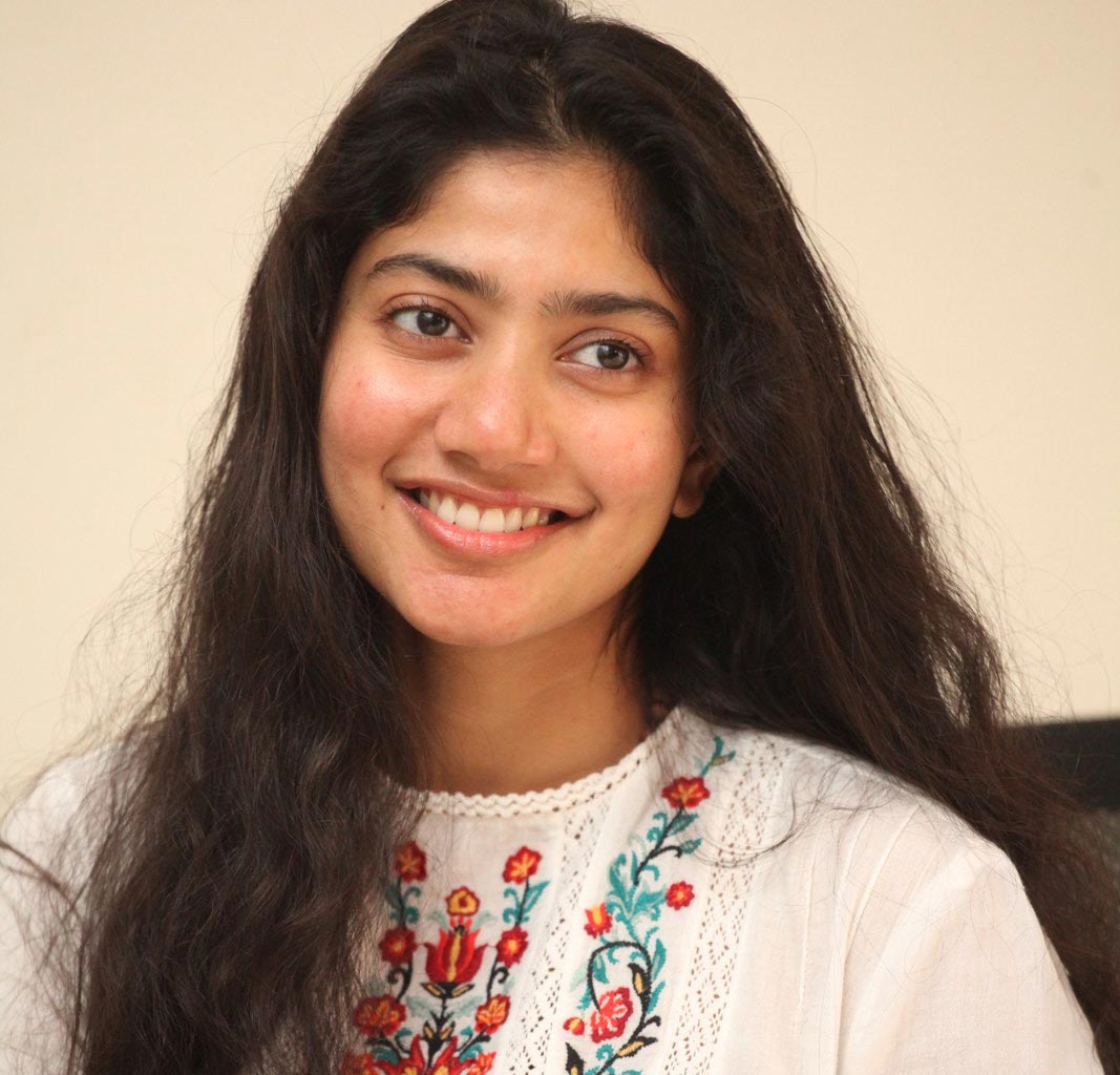 sai pallavi,sai pallavi interview,love story movie,sai pallavi photos,sai pallavi news  లవ్ స్టోరి సాయి పల్లవి ఇంటర్వ్యూ 