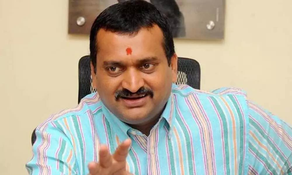 bandla ganesh,scum on my god,pawan kalyan  దేవుడిలాంటి పవన్ పై ఒట్టు 