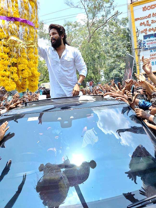 allu arjun  అల్లు అర్జున్ పై తీవ్ర విమర్శలు 