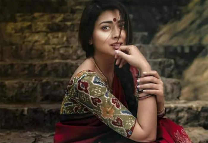 shriya saran,andrei koscheev,20 films,family  పెళ్లయినా శ్రియ ఊపు తగ్గలేదు! 