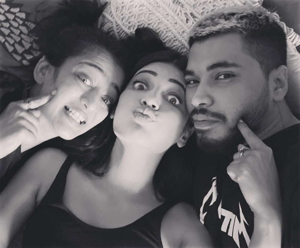 shruti haasan,boyfriend,sister akshara haasan,shruti haasan salaar,santanu,akshara haasan  ప్రియుడితో కలిసి శృతి హాసన్ భయపెట్టేసింది