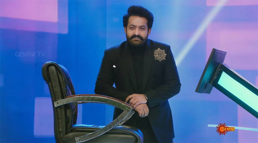 jr ntr,birth day updates,gemini channel,evaru meelo kotiswarulu show,ntr,tarak,ntr fans  ఎన్టీఆర్ ఫాన్స్ లో ఏదో చిన్న నిరాశ