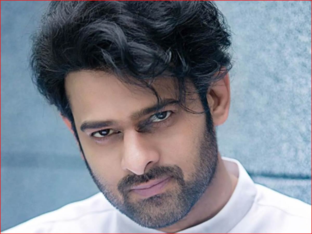 prabhas  స్పిరిట్: ప్రభాస్ స్పెషల్ లుక్ లాక్?