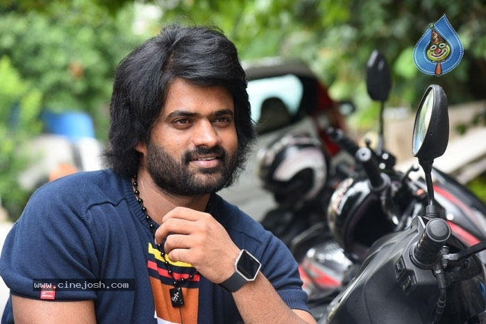 2 hours love,hero sri pawaar,interview  రౌడీ స్టార్‌తో చేయాలనుకున్నా: శ్రీప‌వార్‌