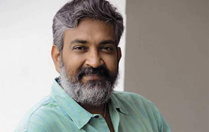 ss rajamouli,theaters,corona,rrr movie,sensational comments  రాజమౌళి ఇలా షాకిచ్చాడేంటి..?