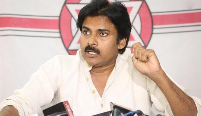 pawan kalyan,janasena party,support,kaapu  జనసేనానికి ఇవి ప్లస్‌ అయ్యేనా..!? 