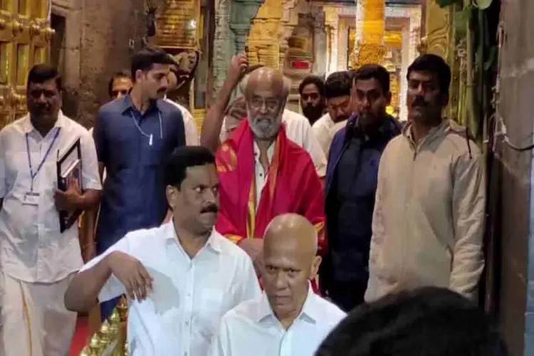 actor rajinikanth,tirumala temple  శ్రీ వారి దర్శనంలో సూపర్ స్టార్ రజినీకాంత్ 