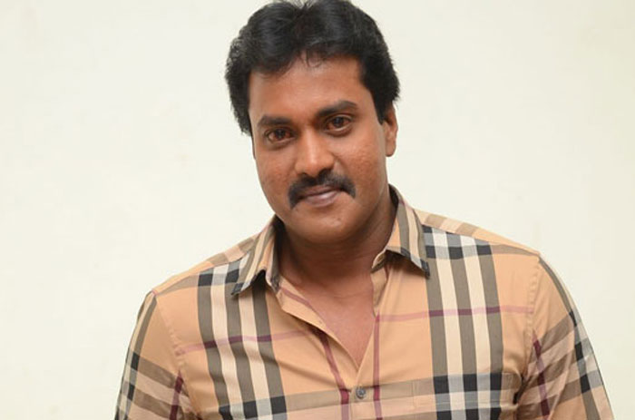 sunil,comedian,re entry,comedian turned hero,raviteja  సునీల్ కామెడీ ఏ సినిమాతో..?