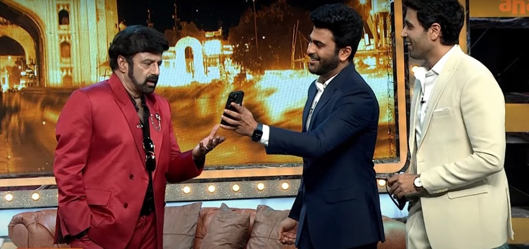 balakrishna,sharwanand gift,unstoppable,rashmika mandanna,surprise  బాలయ్యకు రష్మిక స్వీట్ సర్‌ప్రైజ్