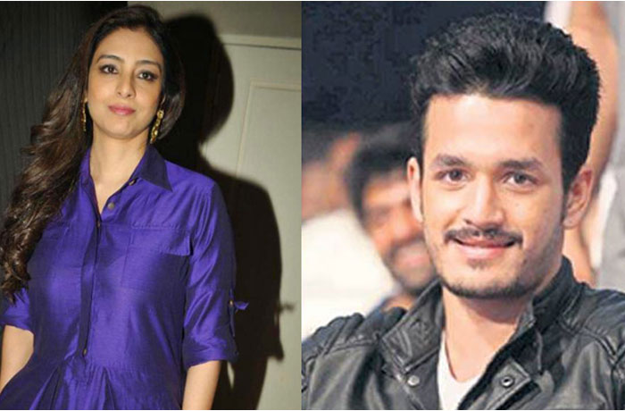 akhil,nagarjuna,director vikram kumar,tabu  అఖిల్ కి తల్లిగానా.. హీరోయిన్ కి తల్లిగానా..? 