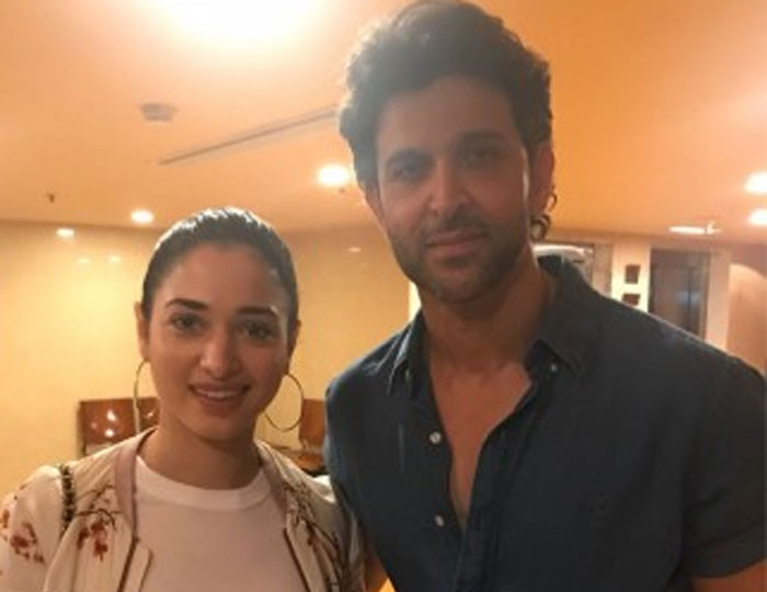 tamanna,ready,kissing,bollywood hero,hrithik roshan  కేవలం ఆ హీరో ఒక్కడికే ముద్దిస్తుందట! 