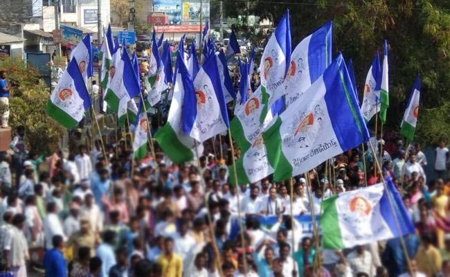 ycp  మీడియా, సోషల్ మీడియా ద్వారా టార్గెట్..