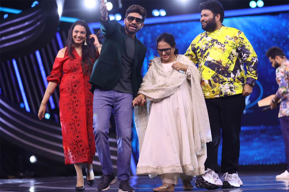 telugu indian idol season 3  TII 3: వైరల్ గా మారిన తమన్ మదర్ ప్రజెన్స్ 