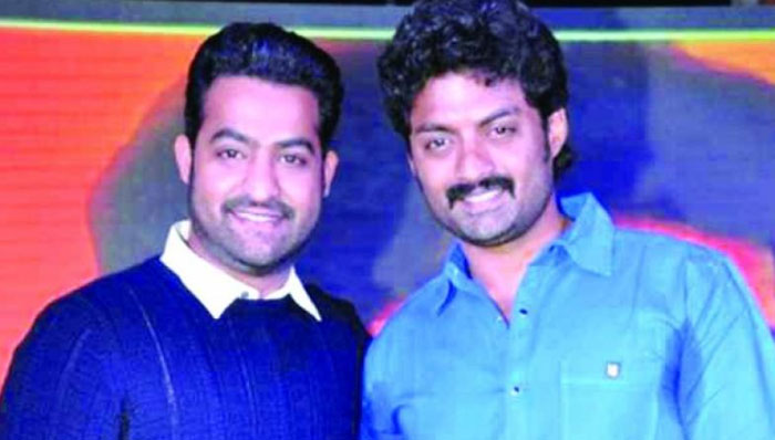 kalyan ram,jr ntr,birthday,watch gift  ఎన్టీఆర్‌కి వాచ్ గిఫ్ట్ కహానీ ఇదేనా?