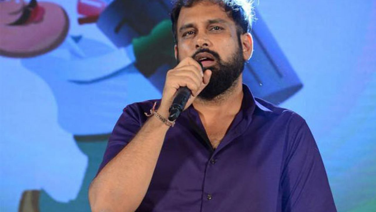 vakkantham vamshi,geetha arts,allu arjun  ఒకప్పుడు స్టార్ రైటర్..చివరికి ఆ పని చేస్తున్నాడు...