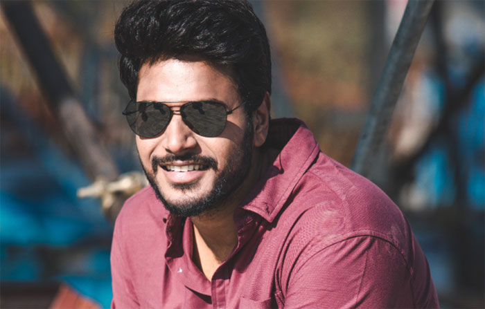 sundeep kishan,new business,saloon,amaravathi,young hero,sundeep  కొత్త వ్యాపారంలోకి అడుగుపెట్టిన యంగ్ హీరో!