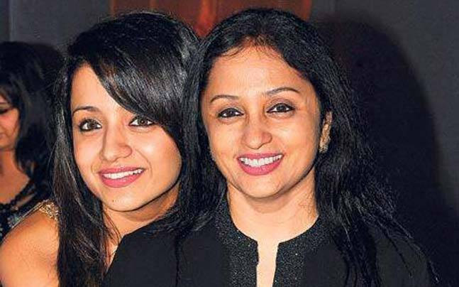 trisha,uma krishnan,political entry  పొలిటికల్ ఎంట్రీపై త్రిష క్లారిటీ 