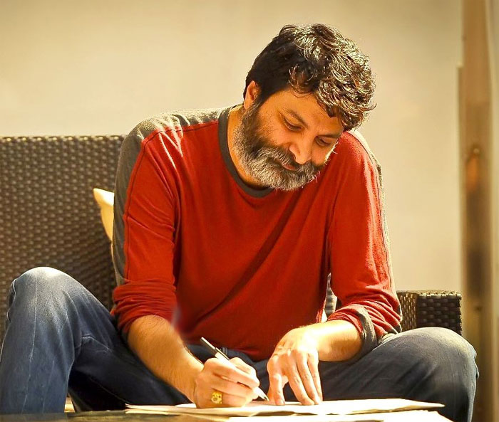 trivikram srinivas,ntr,famous rent room,aganthavasi,khaleja  త్రివిక్రమ్‌ మళ్లీ యధా స్థానానికి వచ్చేశాడు! 