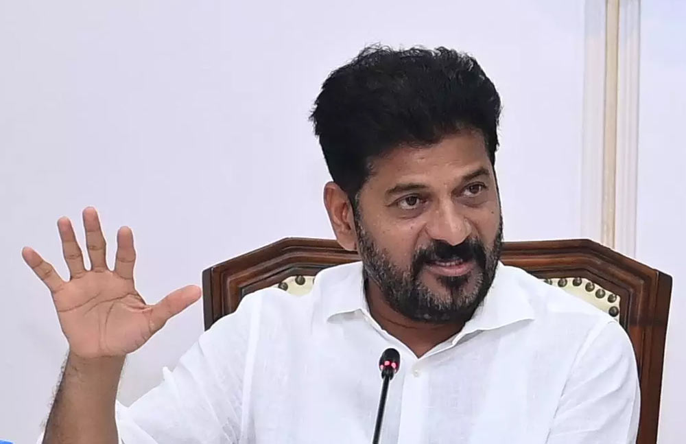 revanth reddy cabinet  రేవంత్ కేబినెట్‌లో ఇద్దరికి పదవీ గండం!