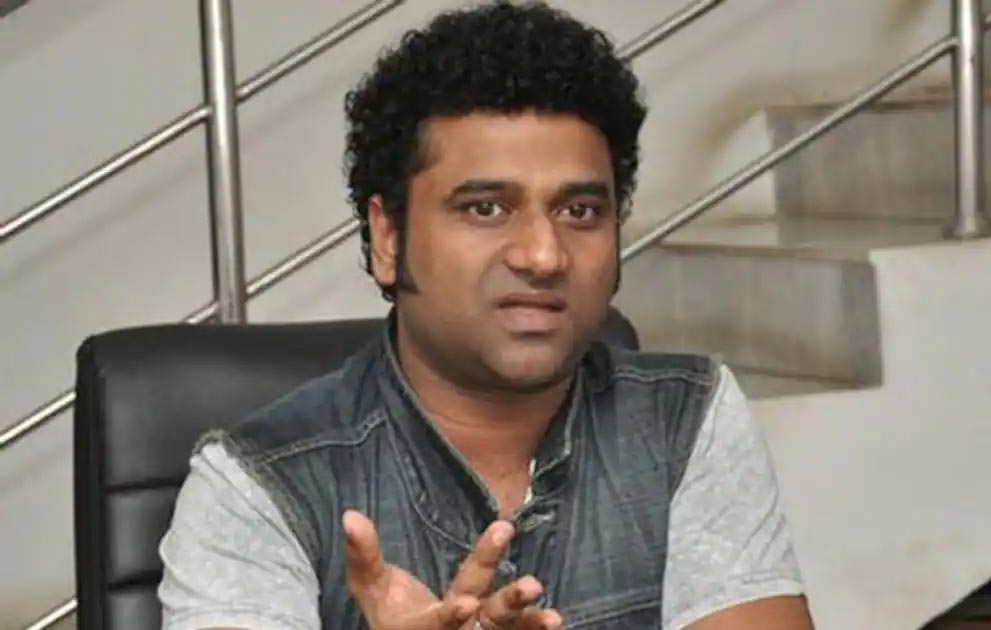 devi sri prasad,devi sri house tragedy,two tragic incidents,music director,devi sri prasad family  గంటల వ్యవధిలో దేవిశ్రీ ఫ్యామిలిలో విషాదం 