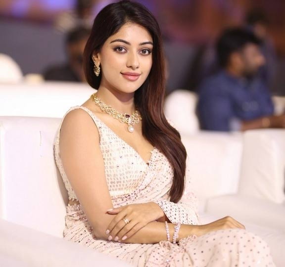 anu emmanuel  అవకాశమొచ్చినా అదృష్టం ఉండాలి 