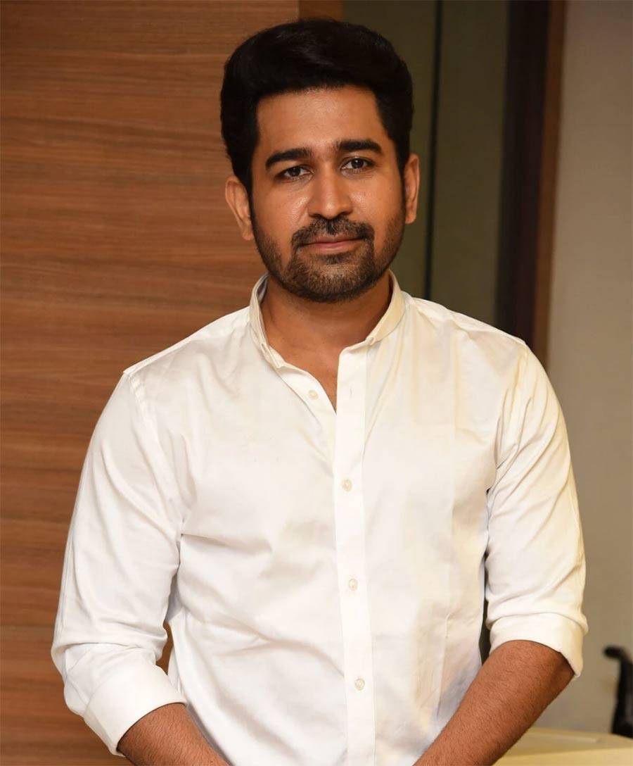 vijay antony  అప్పుడు తండ్రి ఇప్పుడు కుమార్తె 