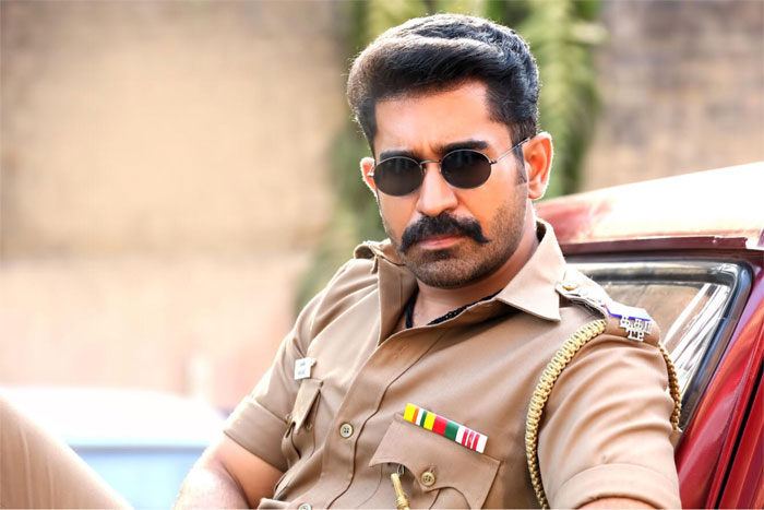 vijay antony,thimiru pudichavan,bichhagadu,powerful police  పిక్: పవర్ ఫుల్ పోలీసు పాత్రలో విజయ్..! 