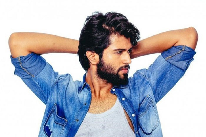 vijay devarakonda,pelli choopulu,arjun reddy,remuneration  అర్జున్ రెడ్డితో అబ్బాయ్ కి బాగా పెరిగింది! 