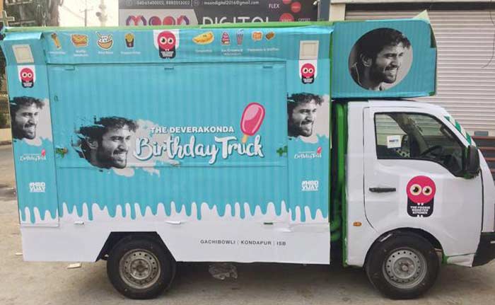 vijay devarakonda,vijay devarakonda birthday,vijay devarakonda ice cream trucks  అర్జున్‌రెడ్డి రూటే సపరేట్‌..! 