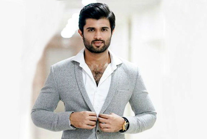 vijay devarakonda,arjun reddy,mahanati,controversy  అర్జున్‌రెడ్డి మళ్లీ యూటిట్యూడ్‌ చూపించాడు! 