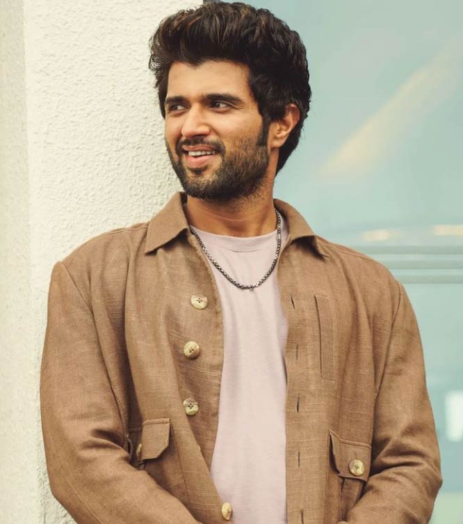 vijay deverakonda,liger  హెల్త్ అప్ డేట్ ఇచ్చిన విజయ్ 