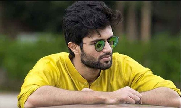 vijay devarakonda,mohana krishna indraganti,nani,shivanirvana,mythri movie makers  క్లాస్ దర్శకుడితో రౌడీ స్టార్ సినిమా..?