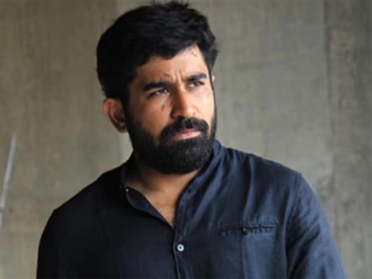 vijay antony,bichhagadu 2  ప్రమాదం నుండి కోలుకున్న విజయ్ 