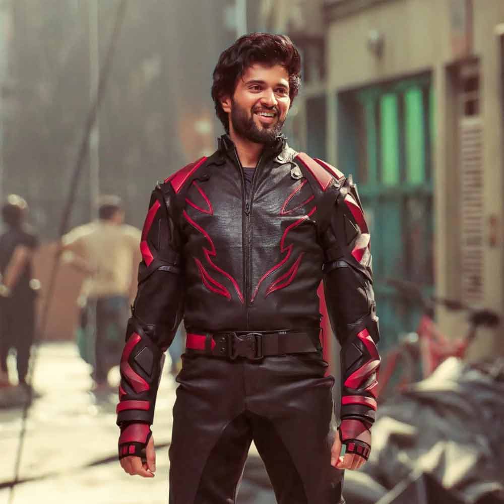 vijay deverakonda  రౌడీ ఇండియన్ స్ట్రీట్ కల్చర్ క్లాత్ బ్రాండ్