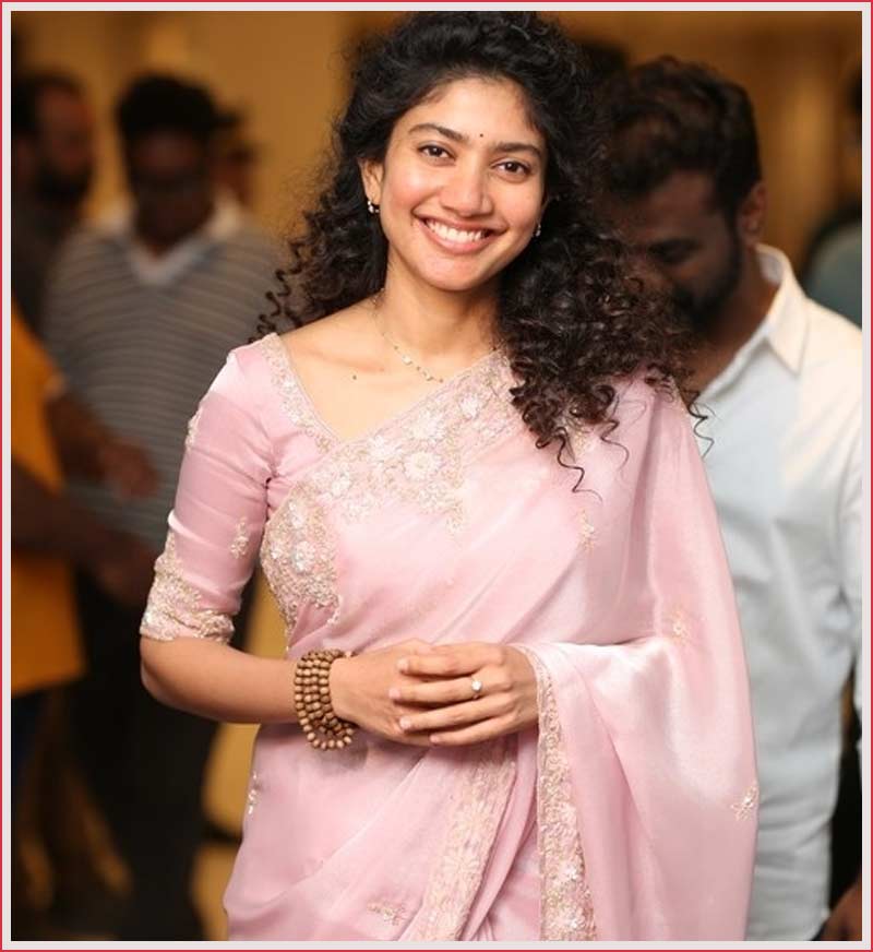 sai pallavi  సాయి పల్లవి డేట్స్ కోసం వెయిటింగ్ 