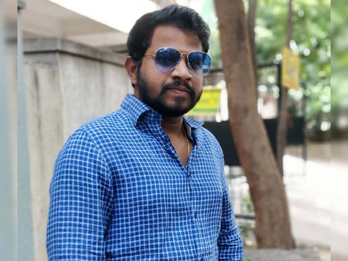 jabardasth,comedian hyper aadi,manchu vishnu,manchu vishnu gang  హైపర్ ఆదిపై దాడి.. ఎంతవరకు నిజం