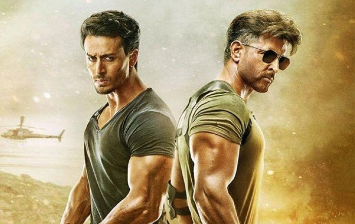 hrithik roshan,tiger shroff,war movie,sequel,yash raj films  వార్ సీక్వెల్ లో ఈసారి ఆ హీరో లేడా?