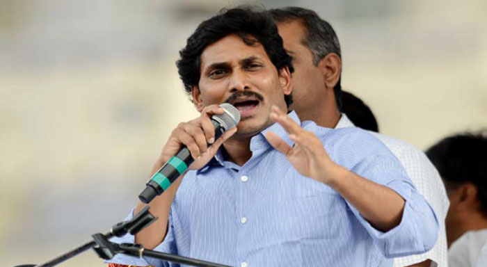 ys jagan,ap capital,amaravathi,cm,mistakes  జగన్‌ తప్పు మీద తప్పు చేస్తున్నాడు!