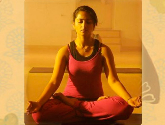 anushka shetty,yoga teacher,anushka about yoga  యోగా బ్యూటీ అనుష్క చెబుతున్న కబుర్లు! 