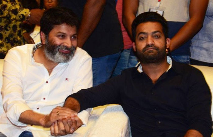 jr ntr,sanjay dutt,trivikram movie,superb palanning,rrr,pan india  ఎన్టీఆర్ ప్లానింగ్ మాములుగా లేదు