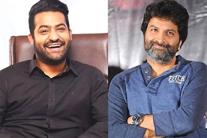 trivikram srinivas,pawan kalyan,replaces,jr ntr,movies  పవన్ స్థానం భర్తీ చేస్తున్న ఎన్టీఆర్?