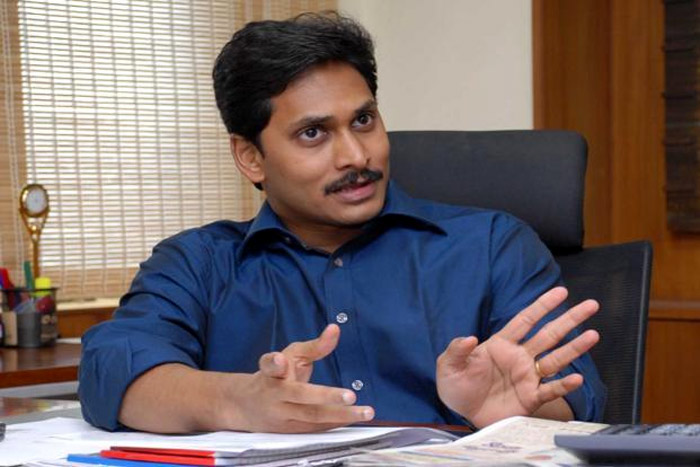 ys jagan,chandrababu,tdp,pawan kalyan,janasena,narendra modi,bjp,ysrcp,elections 2019  జగన్ ఈ రకంగా వ్యూహం పన్నుతున్నాడు..!